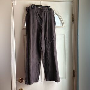 Kensie gauze crop pants FREE SHIPPING